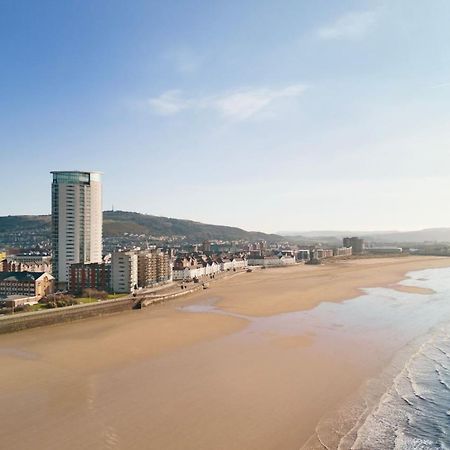 Delta Hotels By Marriott Swansea Exterior foto